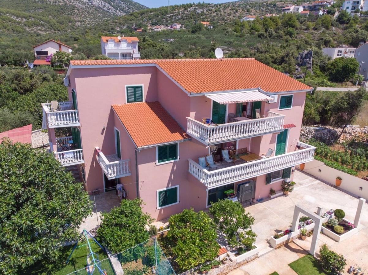 Apartments Mirko Seget Vranjica Extérieur photo