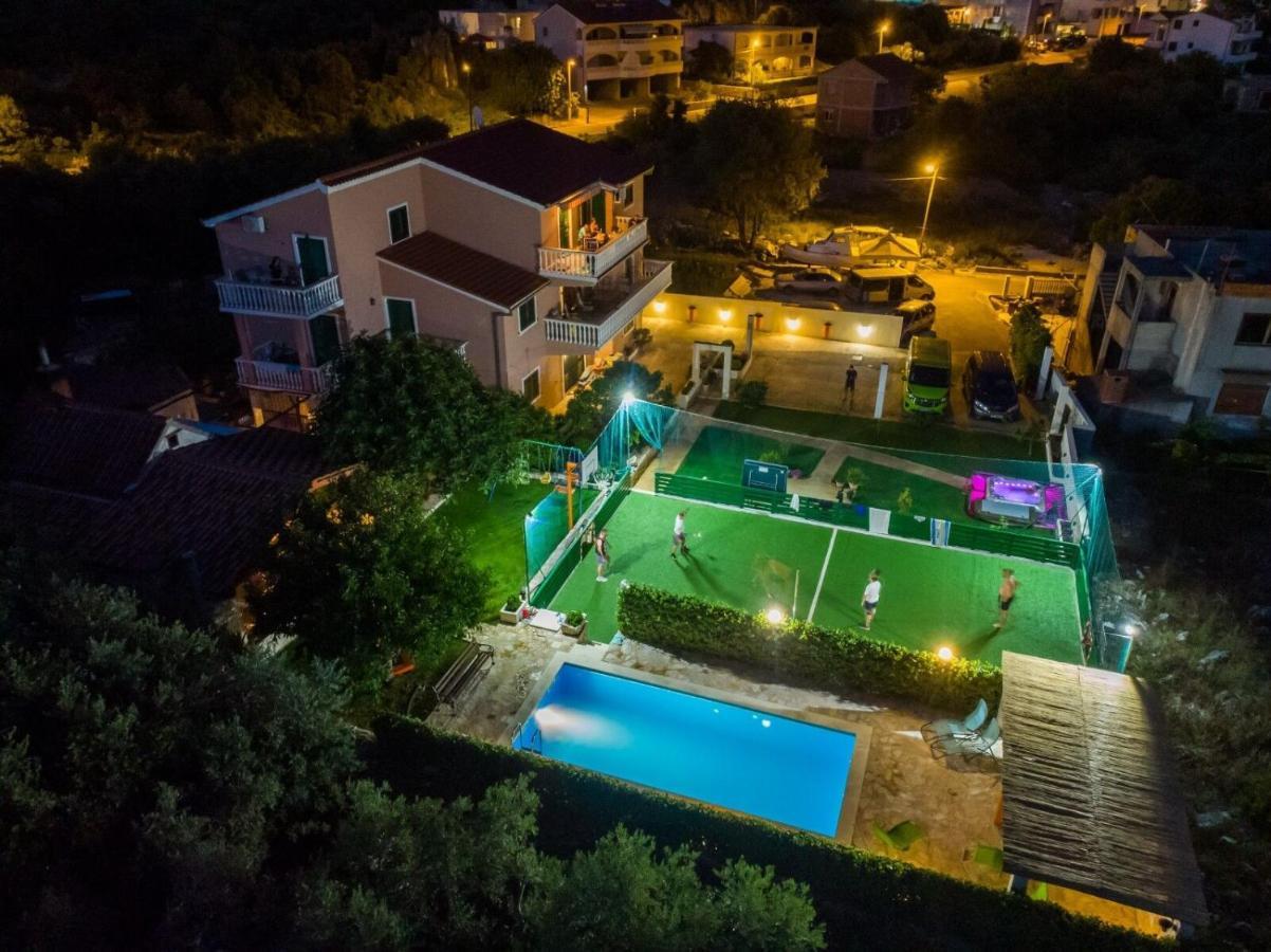 Apartments Mirko Seget Vranjica Extérieur photo