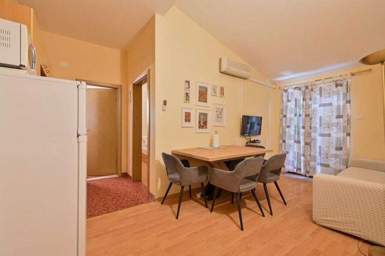 Apartments Mirko Seget Vranjica Extérieur photo