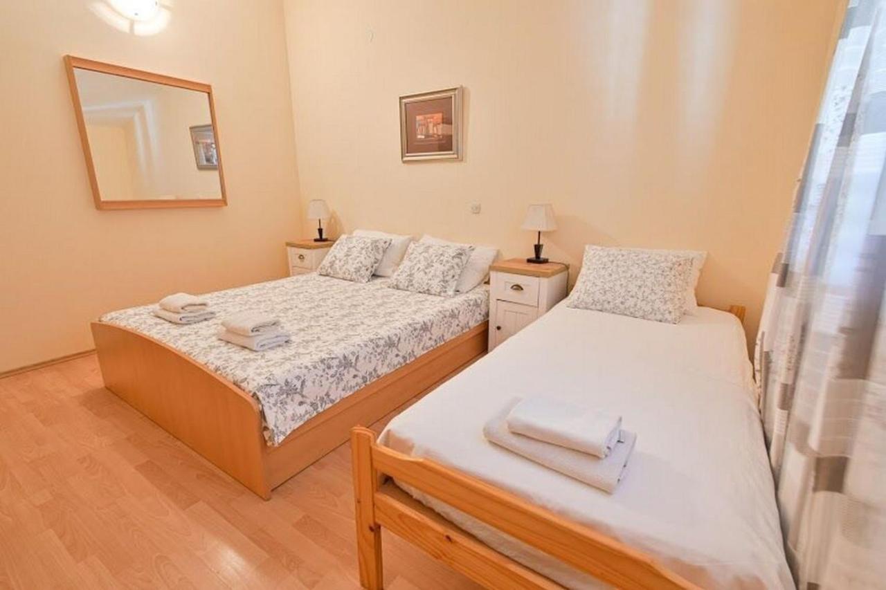 Apartments Mirko Seget Vranjica Extérieur photo